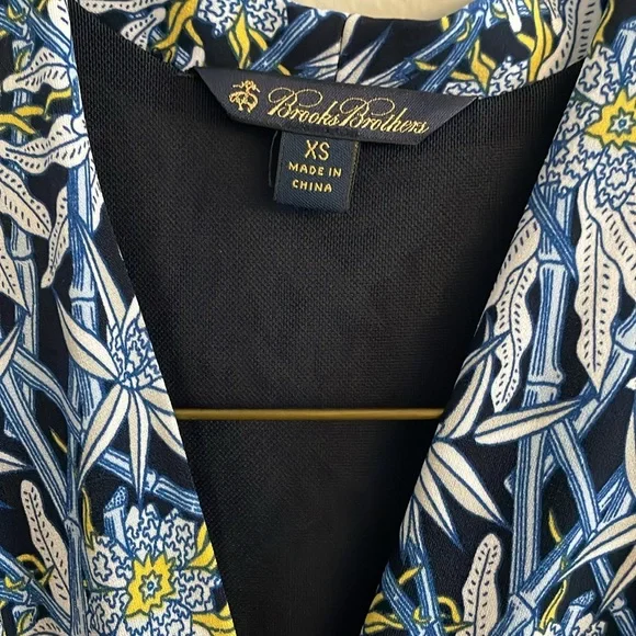 Brooks Brothers floral dress - Picture 3 of 9